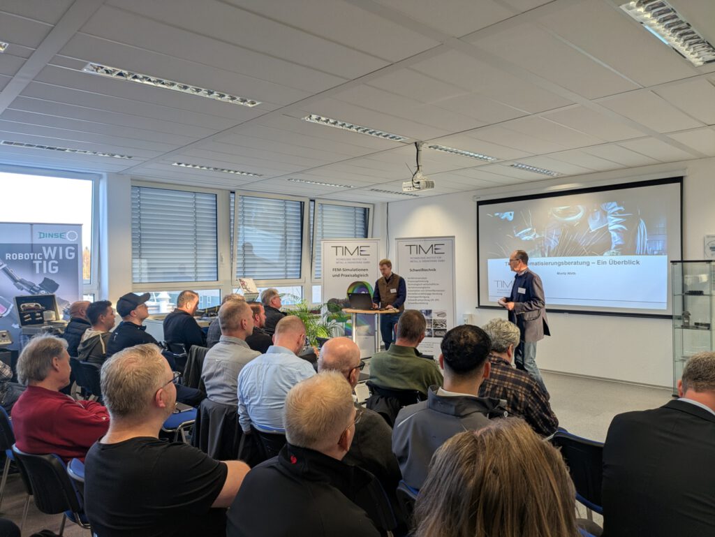 TIME-Geschäftsführer Dr. Ralf Polzin spricht vor den Teilnehmern der Fachtagung.